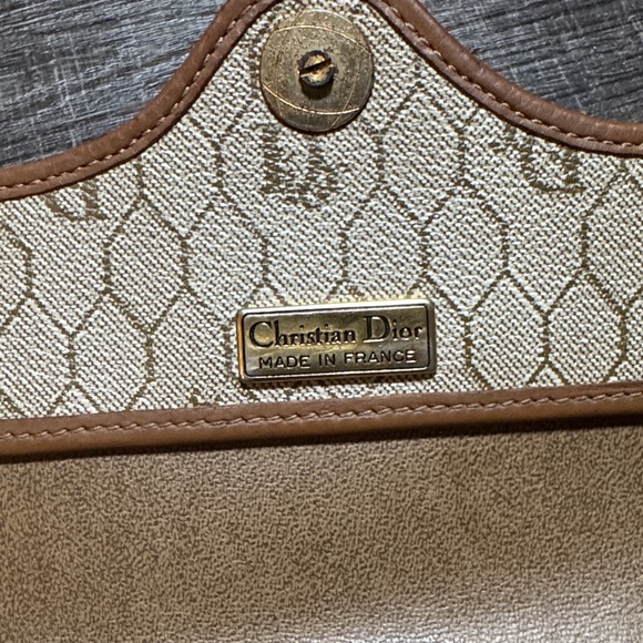 Dior HoneyComb 🍯 Crossbody/ Clutch Bag - Picture 8 of 16